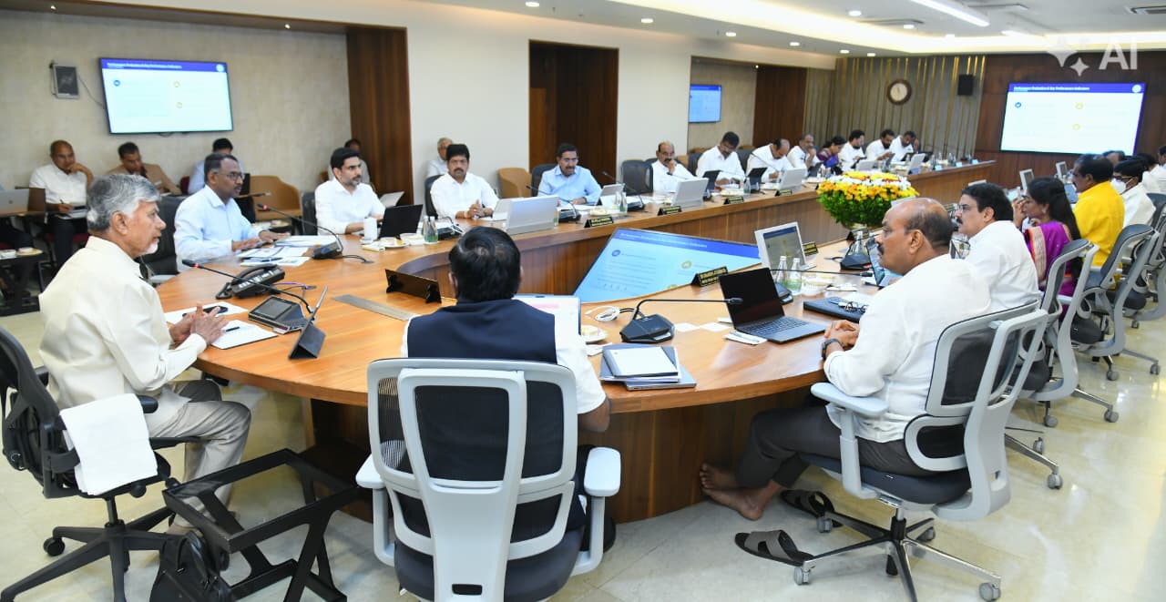 చంద్రబాబు నాయుడు అధ్యక్షతన జరిగిన ఏపీ కేబినెట్ సమావేశం