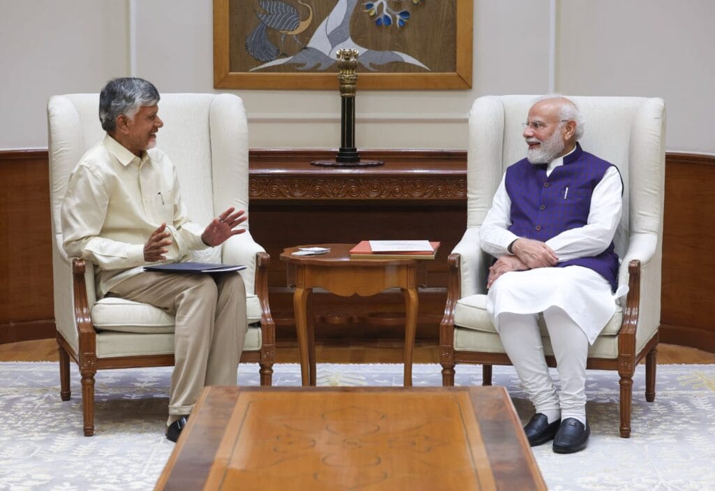 విశాఖ మెట్రో మంజూరు చేయండి: ప్రధానికి చంద్రబాబు వినతి